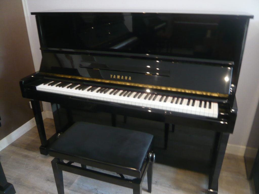 L’attribut alt de cette image est vide, son nom de fichier est Yamaha-U1-B1-1024x768.jpg.